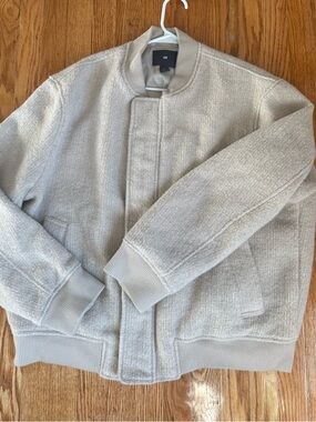 H&M Men's Light Cream Zip-Up Bomber Sweater